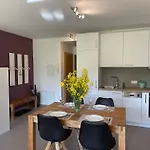 Mit Terrasse By Interhome Apartamento *