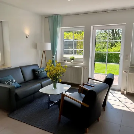 Apartamento Mit Terrasse By Interhome *