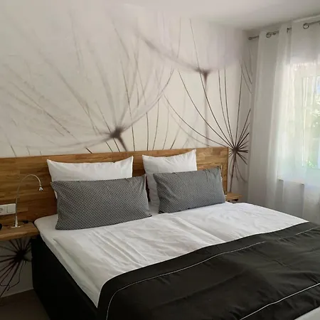 Apartamento Mit Terrasse By Interhome